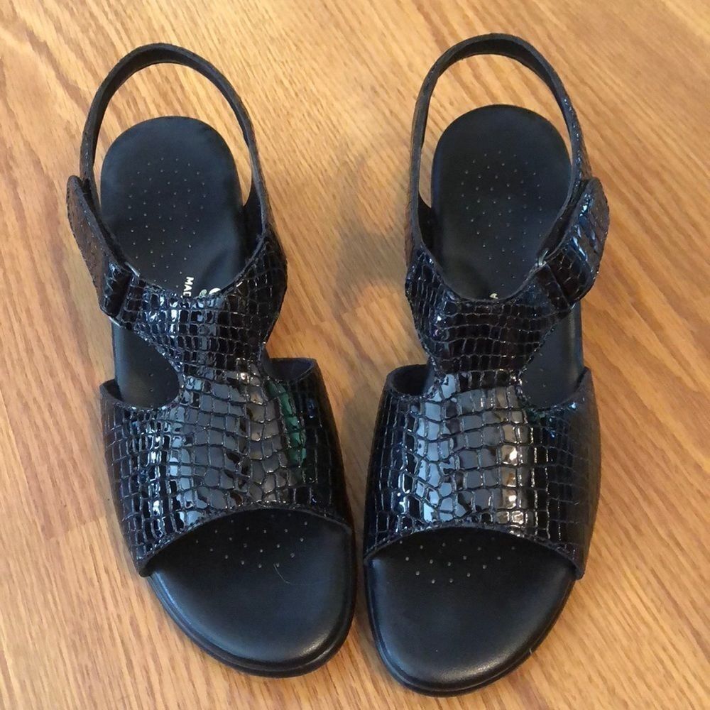 SaS suntimer black croc sandals sz 9.5.  Like new - Picture 3 of 6